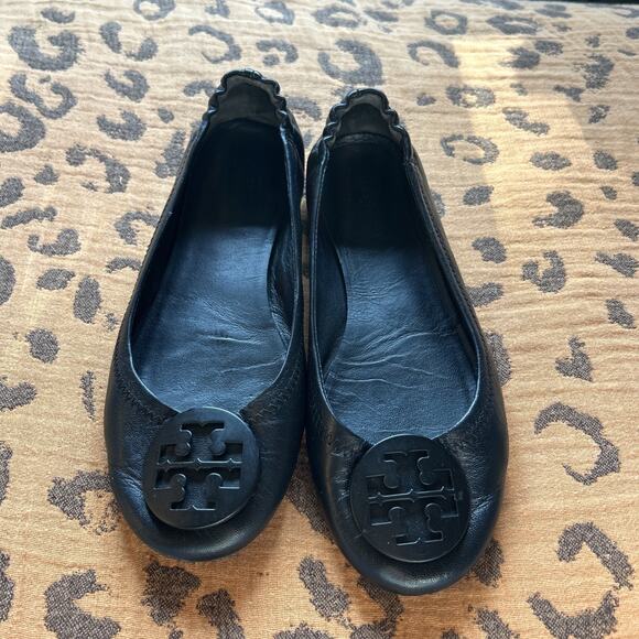 TORY BURCH Blacked Out Minnie Travel Ballet Flat Womens 7 Black Leather Comfort - Picture 2 of 8